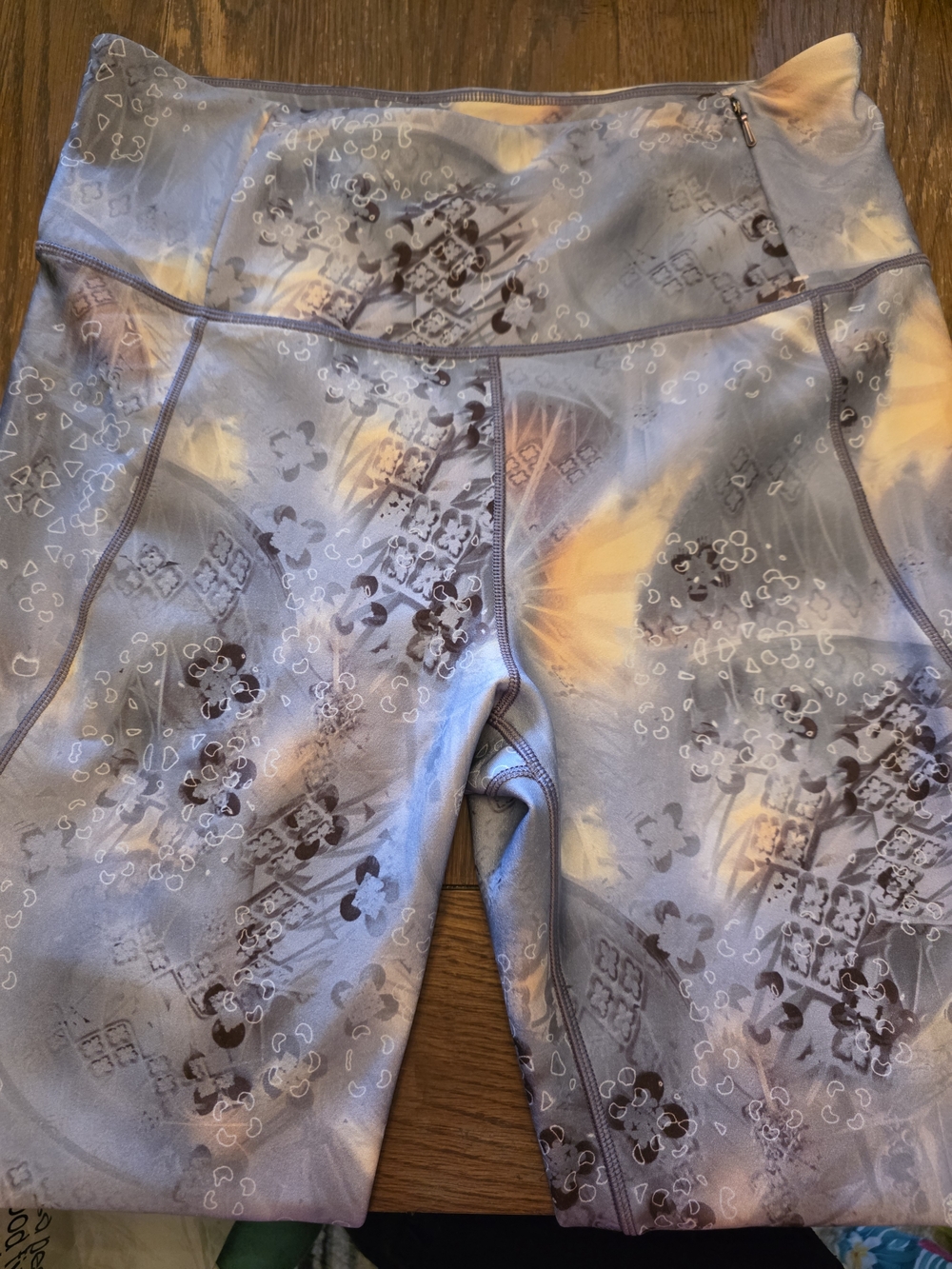 CALIA by Carrie Underwood Gray and Peach Patterned Leggings